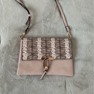 Francesca’s | Crossbody Snakeskin Purse